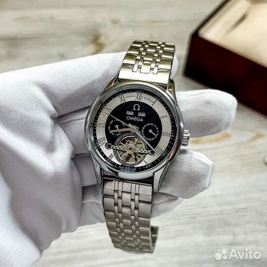 Часы мужские механические Omega