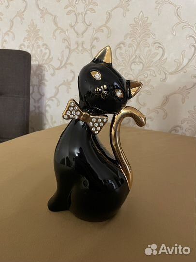 Фарфоровые статуэтки