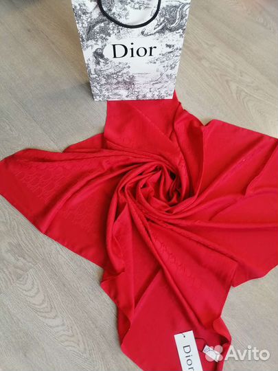 Платок брендовый