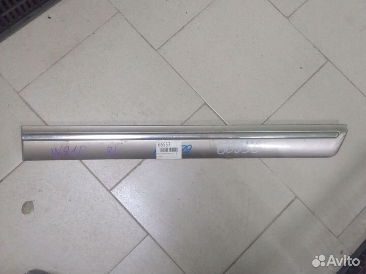 Молдинг на дверь Mercedes-Benz E-Class W210