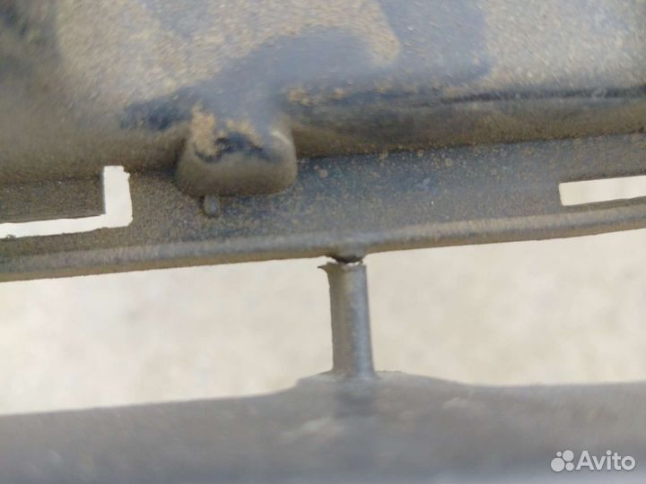 Решетка переднего бампера Mercedes-Benz CLA W117