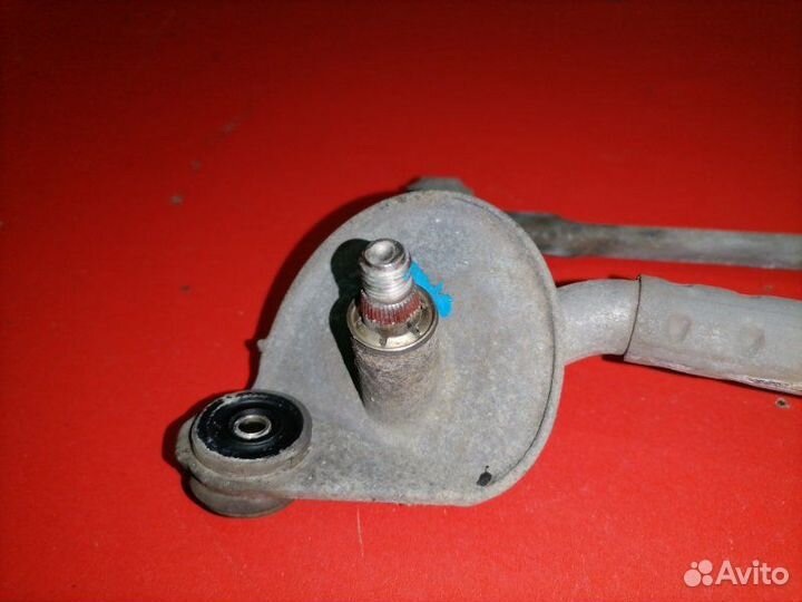 Трапеция дворников передняя Pontiac Vibe ZZE136