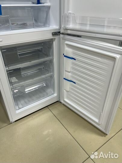 Холодильник Kraft KF-DF205W