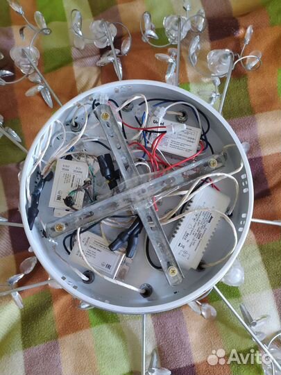 Люстра потолочная