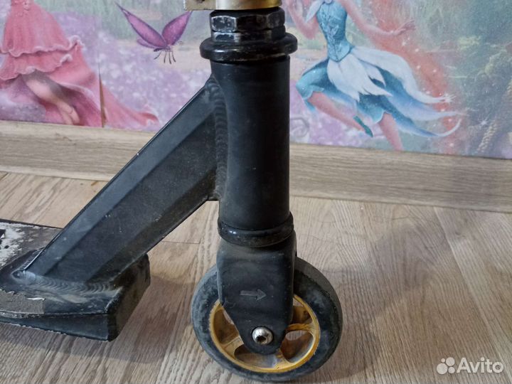 Трюковой самокат