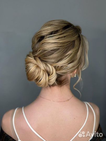 Макияж и прическа