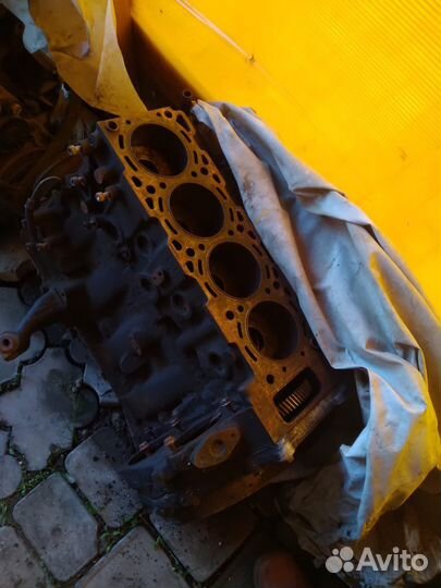 Двигатель запчасть