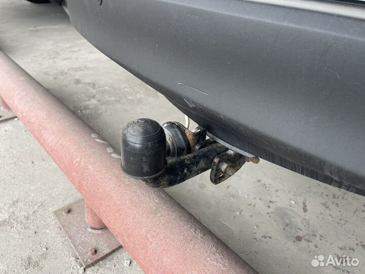 Фаркоп на RAV-4 12-19