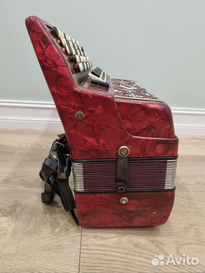 Немецкий кнопочный аккордеон (баян) Barcarole
