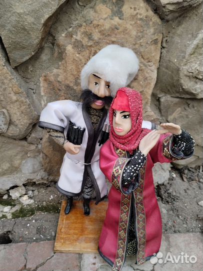 Кукла в национальном костюме