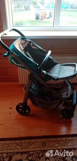 Коляска прогулочная