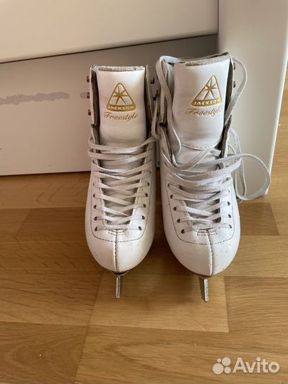 Фигурные коньки jackson freestyle