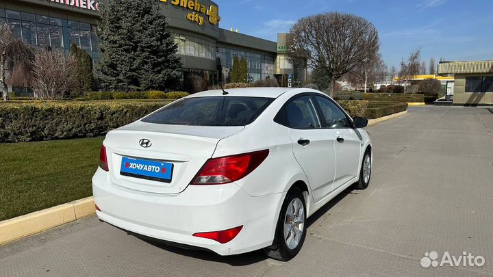 Hyundai Solaris 1.4 МТ, 2015, 200 000 км