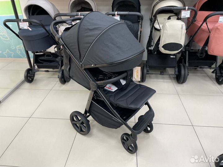Прогулочная коляска Carrello Bravo Plus, Black