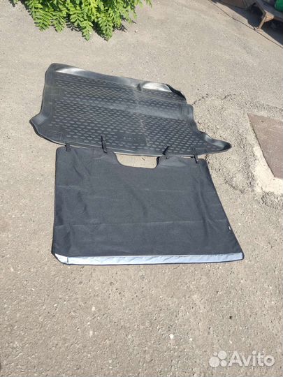 Автомобильные коврики резиновые Рено