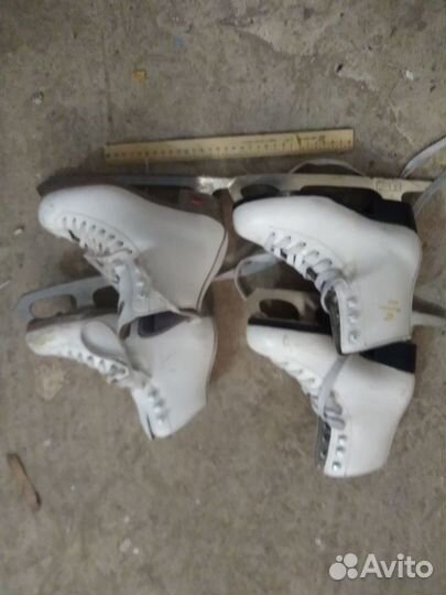 Коньки 2 пары р.32,33 хорошее состояние