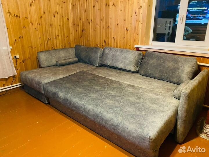 Угловой диван