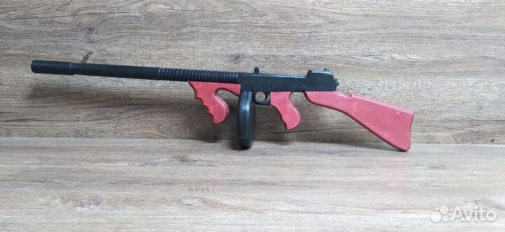 Игрушки. Автомат. Томпсона