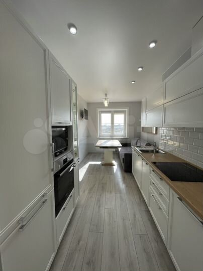 2-к. квартира, 45 м², 9/16 эт.