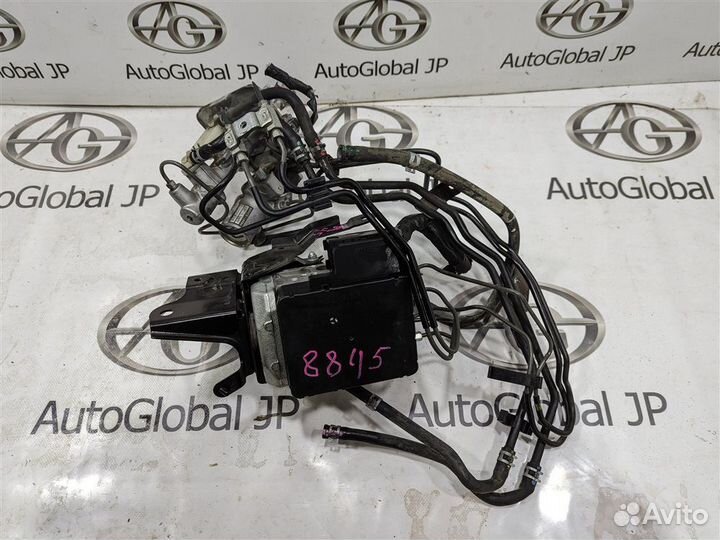 Цилиндр тормозной главный Toyota Estima