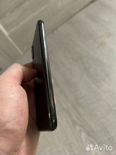 iPhone X, 64 ГБ