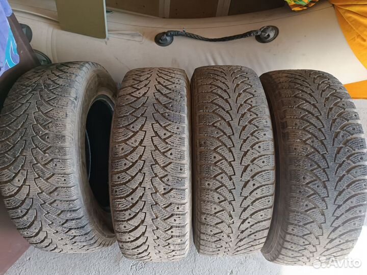 Nordman Nordman 4 215/65 R16