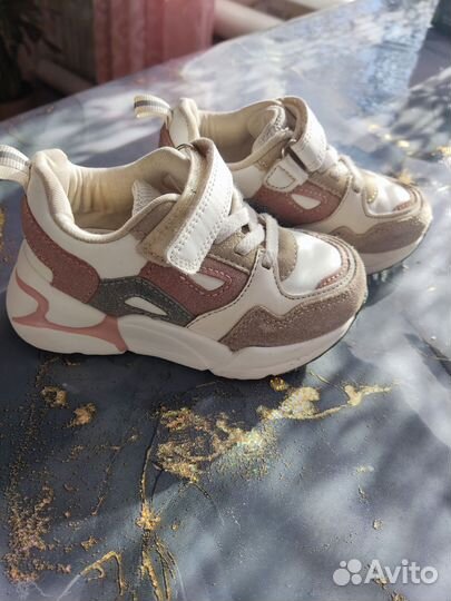 Кроссовки для девочки 23 размер котофей