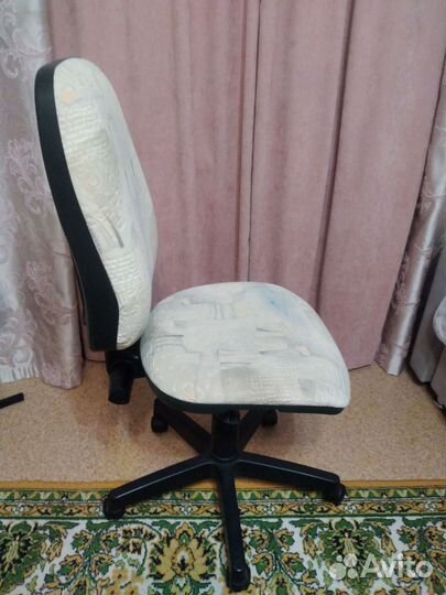 Компьютерное кресло
