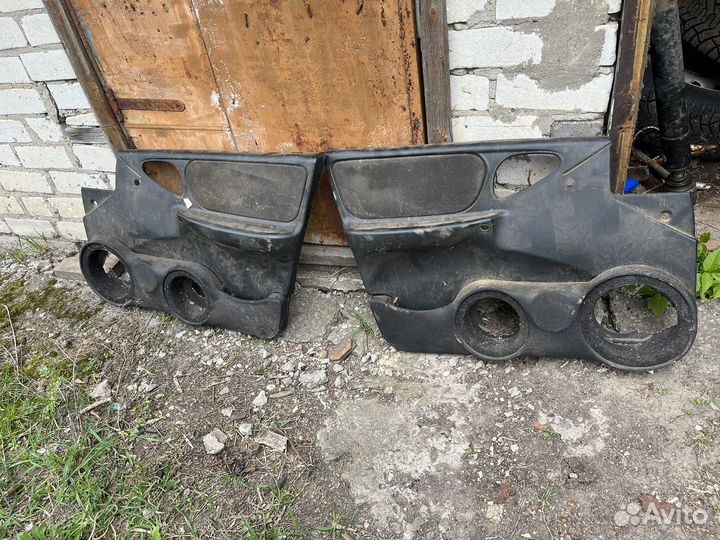 Двереые карты на ниву шевроле