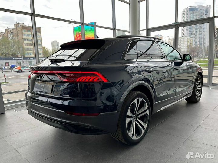 Audi Q8 3.0 AT, 2022
