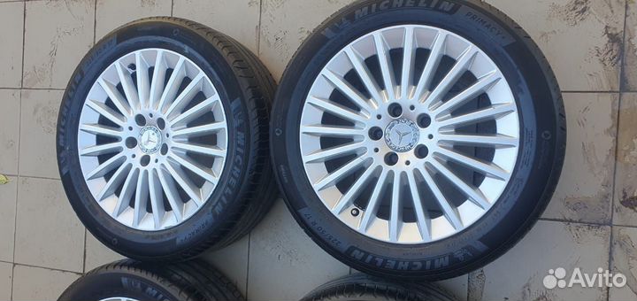 Комплект оригинал на Mercedes C R17