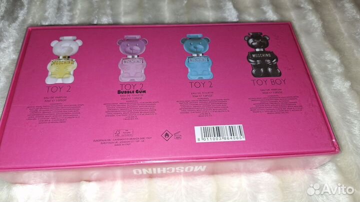 Набор косметики moschino TOY (новый)