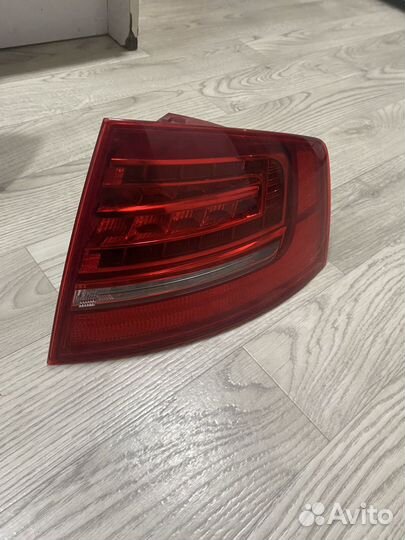 Фонарь задний audi a8 d3