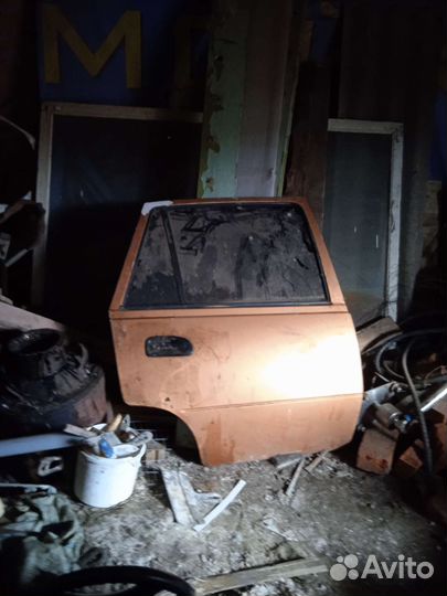 Дверь правая задняя Daewoo nexia