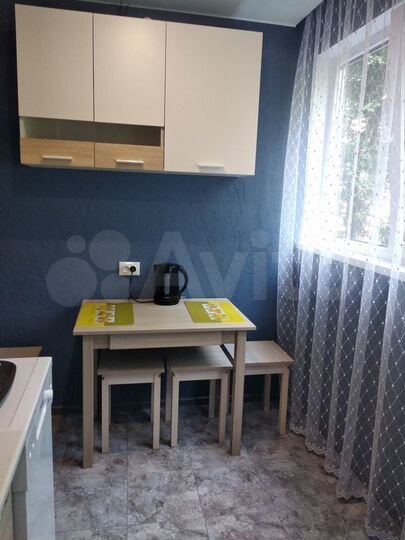 3-к. квартира, 61 м², 1/9 эт.