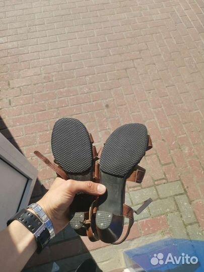 Установка, люверсы, хольнитены, ремонт обуви