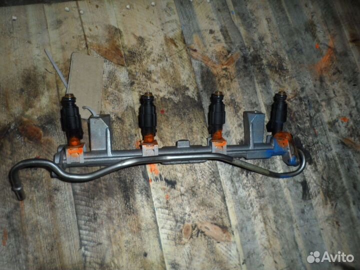 Форсунка инжекторная электрическая Ford Focus (I)