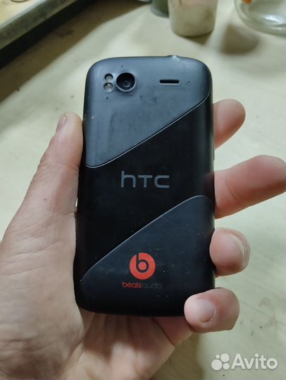 HTC Sensation z710e, 1 ГБ