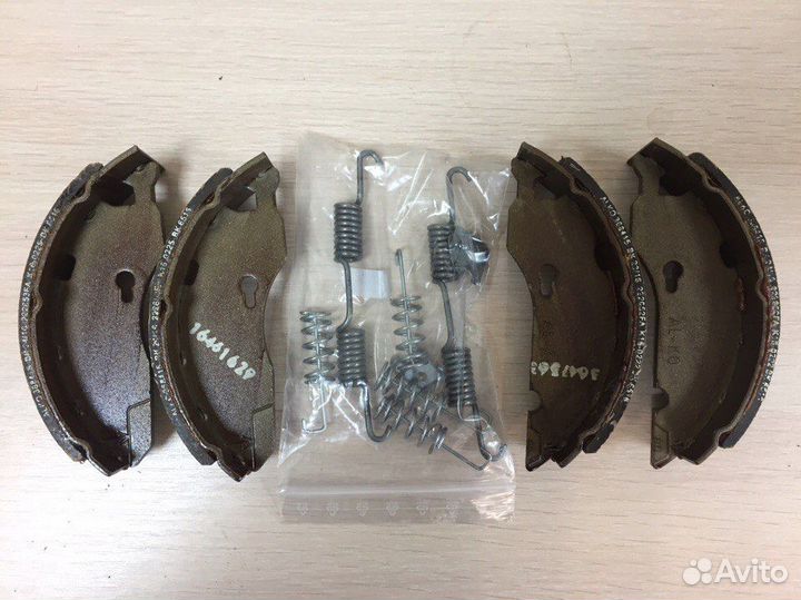 Тормозные колодки на прицеп алко (мзса), Тип 1635
