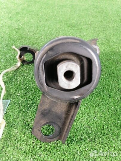 Подушка двигателя правая Mazda Demio DE3FS zjve