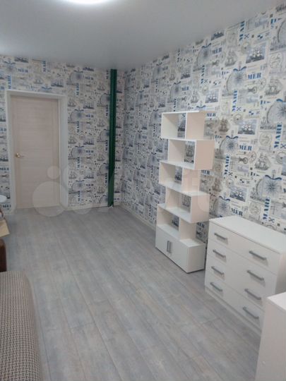 Комната 17 м² в 6-к., 1/3 эт.