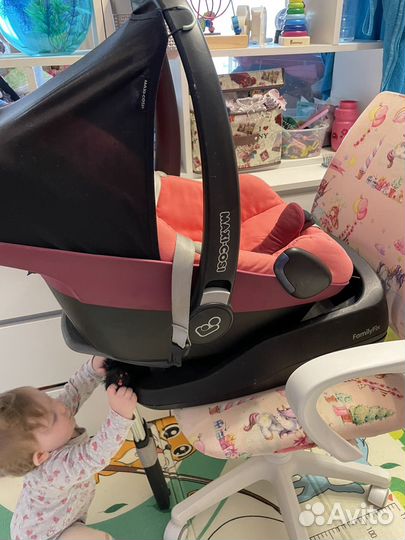 Автолюлька maxi cosi с базой isofix