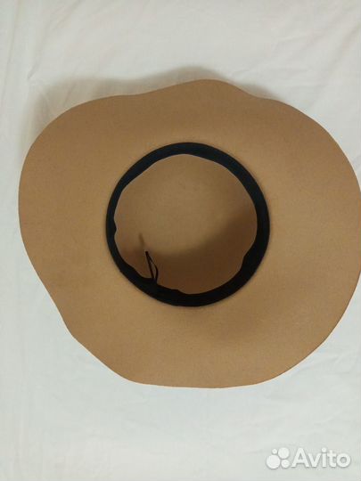 Шляпа фетровая женская