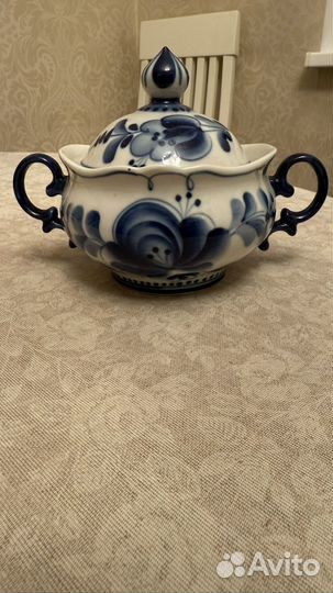 Сахарница гжель