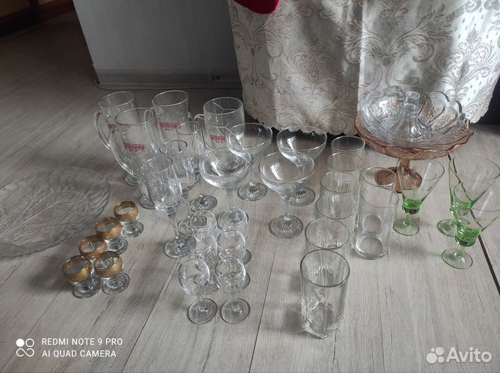 Набор бокалов и рюмок