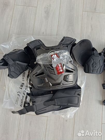 Мотозащита, мотоботы