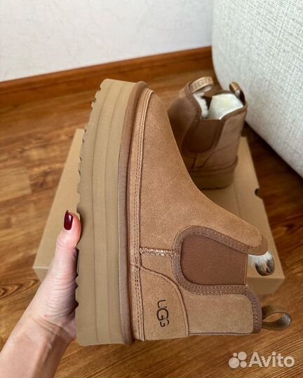 Ugg chelsea platform