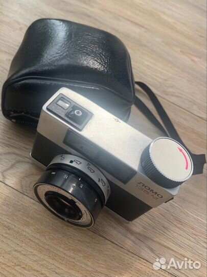 Плёночный фотоаппарат Ломо 135М