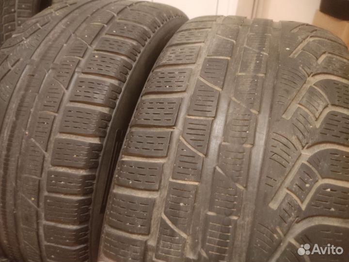 Pirelli Winter Sottozero 210 Serie II 235/40 R17