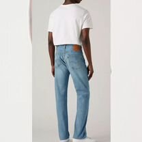 Джинсы Levis
